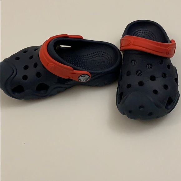 ✨Spider Man/Blue Children’s Crocs✨ - Picture 2 of 4